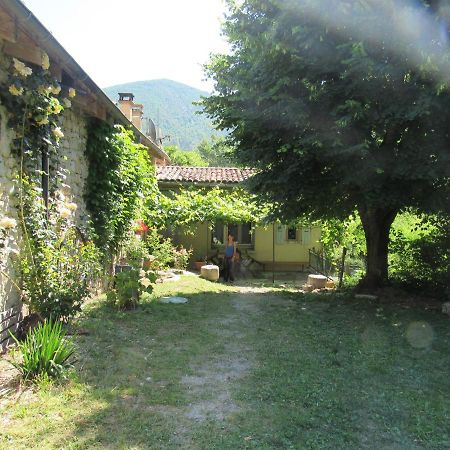 Bed and Breakfast Le Moulin Pradelle Екстер'єр фото