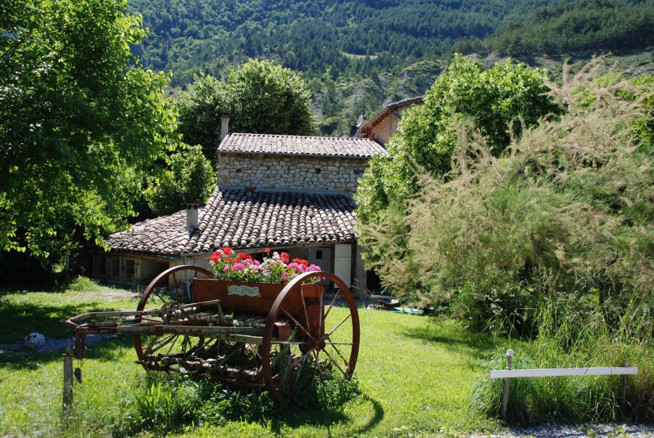 Bed and Breakfast Le Moulin Pradelle Екстер'єр фото