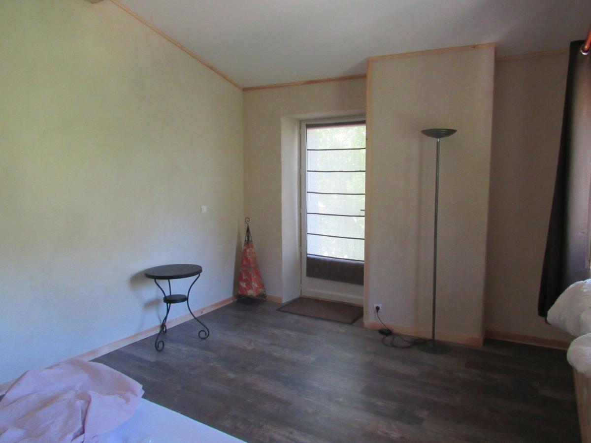 Bed and Breakfast Le Moulin Pradelle Екстер'єр фото