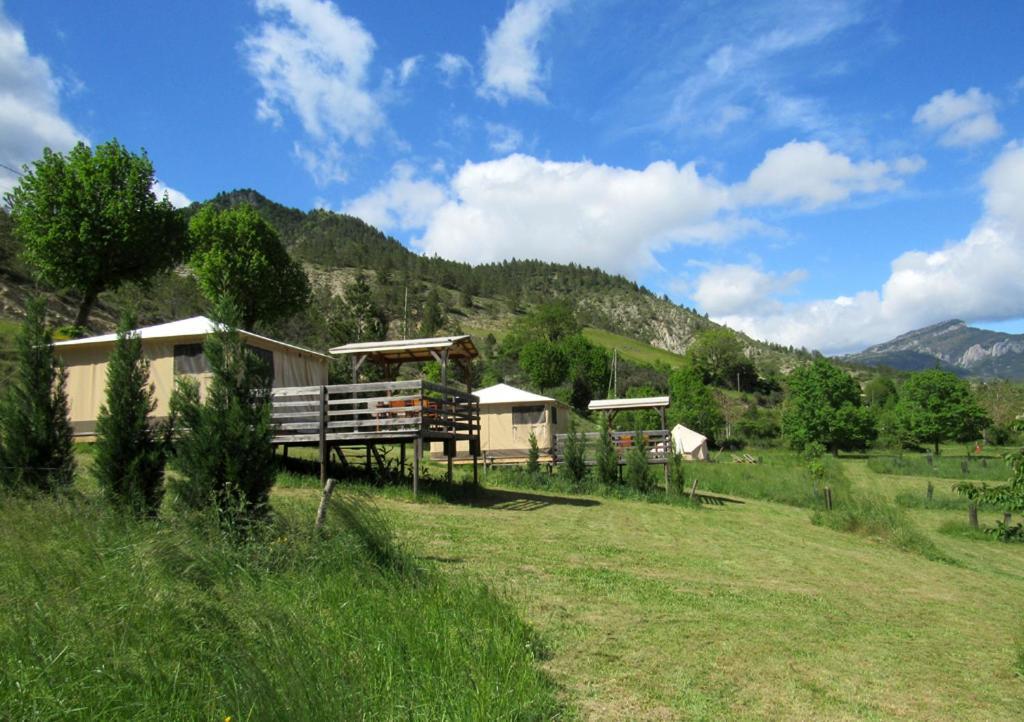 Bed and Breakfast Le Moulin Pradelle Екстер'єр фото