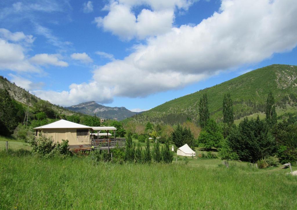 Bed and Breakfast Le Moulin Pradelle Екстер'єр фото